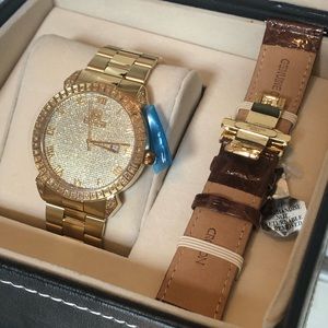 Croton Diamond sapphire crystal Swiss movement watch